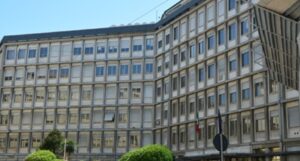 È AGOSTO, MA I PROBLEMI NON VANNO IN VACANZA! UIL FP AGENZIA ENTRATE INTERVIENE…
